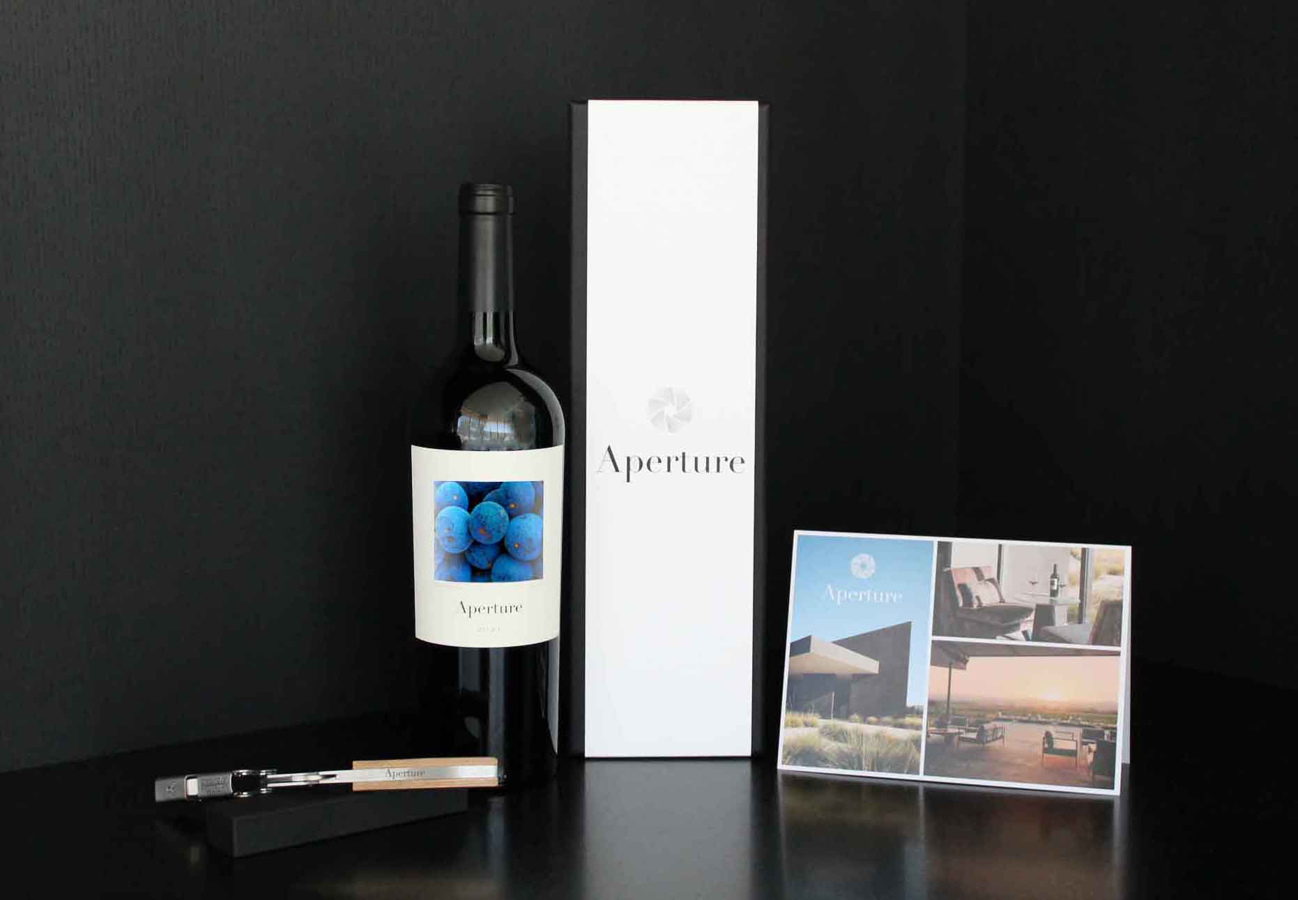 JP-editHoliday2023.Original15 Aperture Cellars holiday gift box